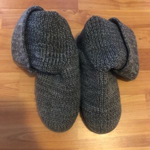 Grey sweater boots